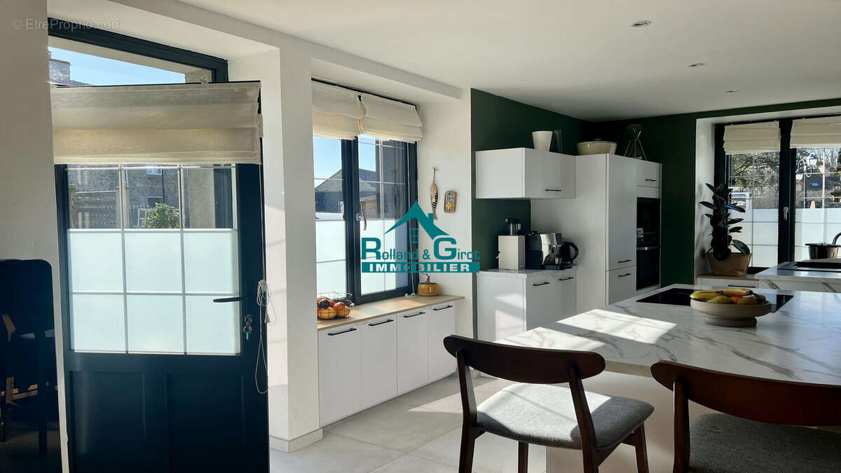 Maison à SAINT-MEDARD-SUR-ILLE