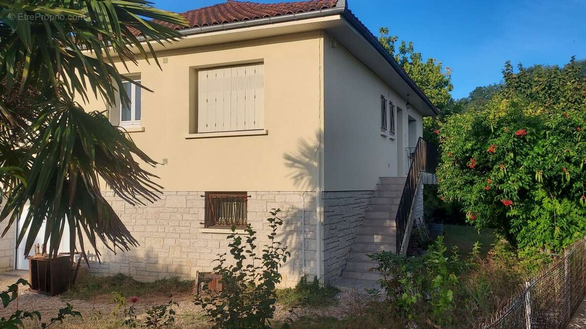 Maison à vendre 4 pièces LACHAPELLE AUZAC (46) - photo 21