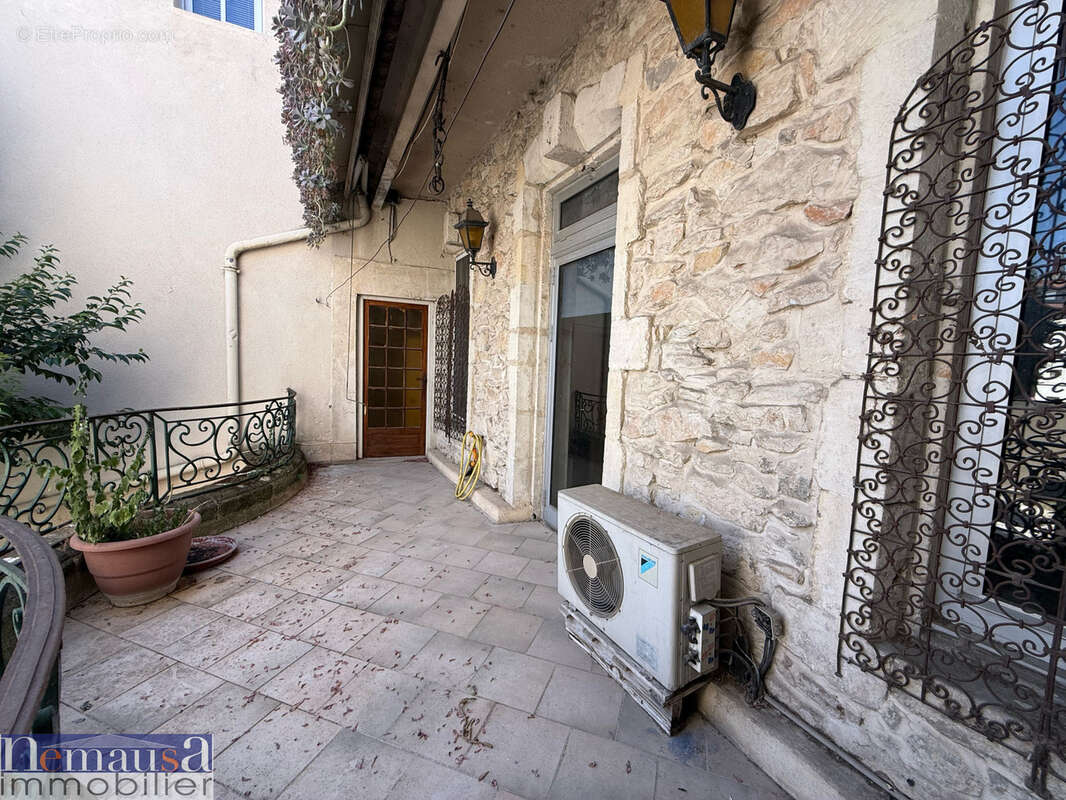 Appartement à NIMES
