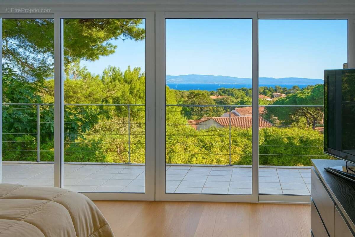 Maison à HYERES