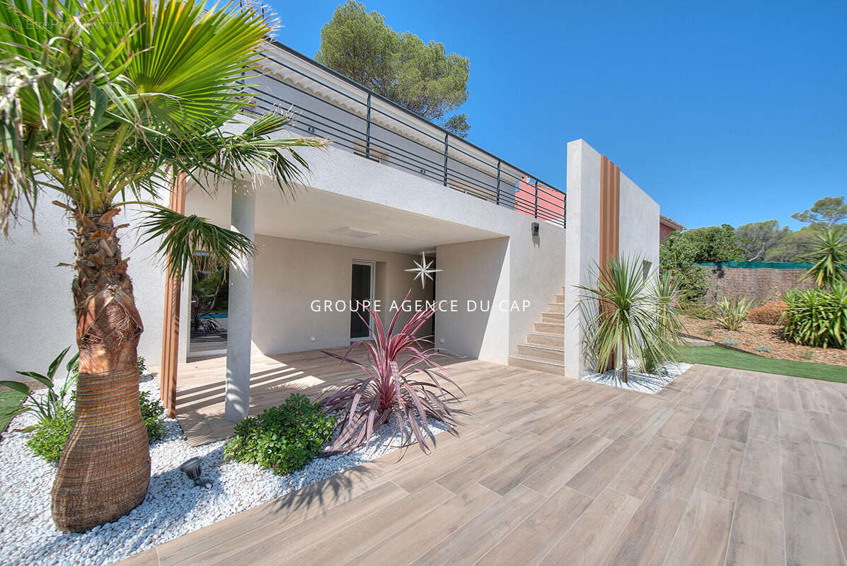 Maison à SAINT-RAPHAEL