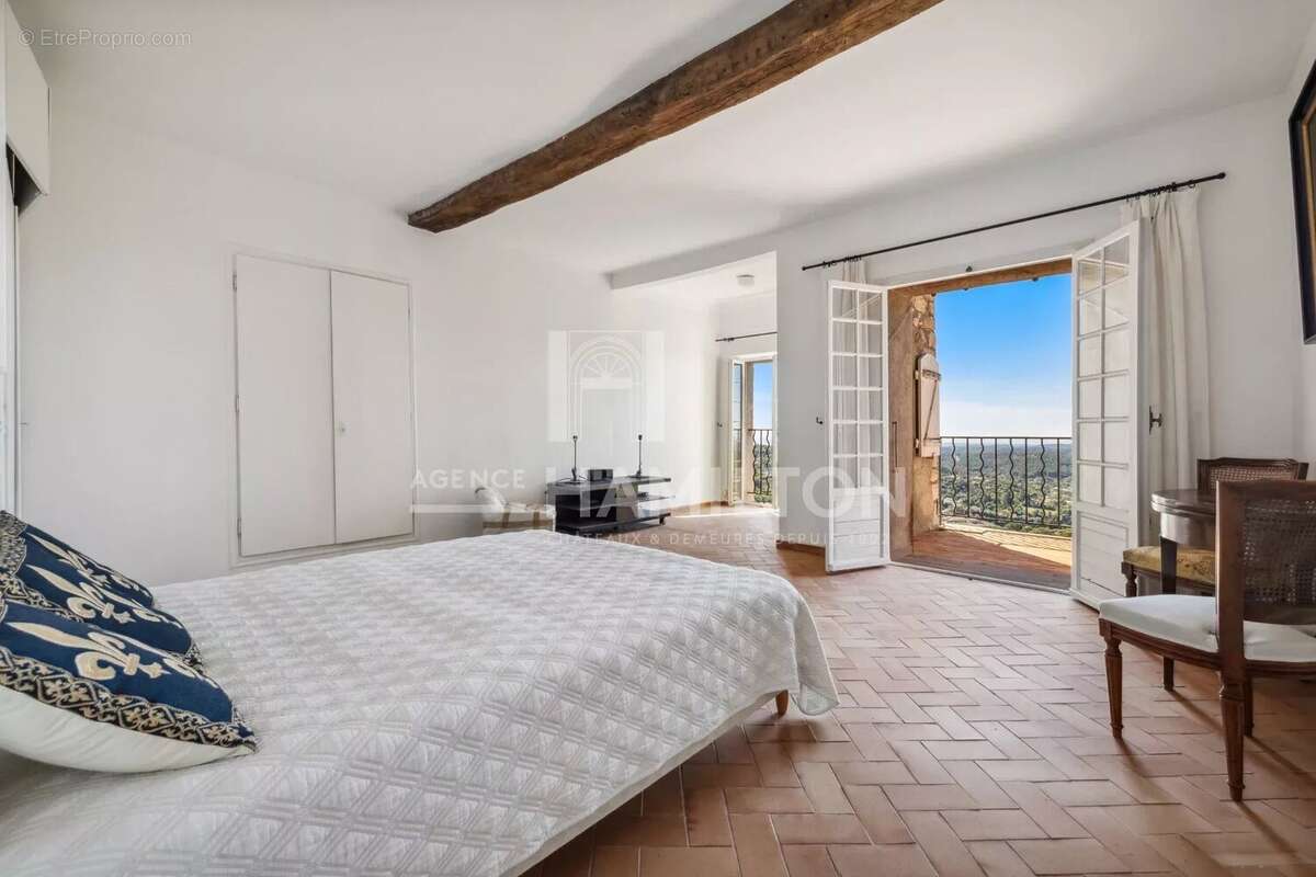 Maison de village avec vue panoramique – Châteauneuf-Grasse - photo 9