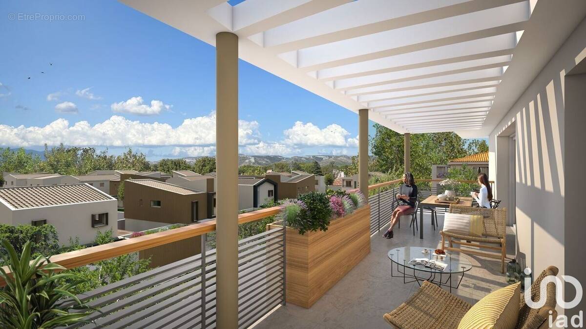 Photo 1 - Appartement à SENAS