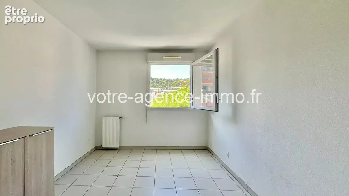 Nice Ariane 2 Pièces - Balcon - Parking - photo 4