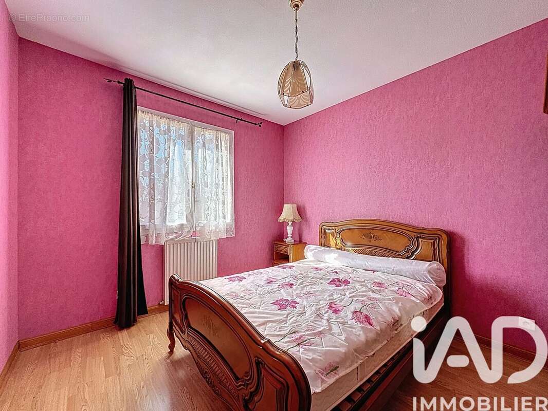Maison 137 m² à Mondavezan  - photo 9