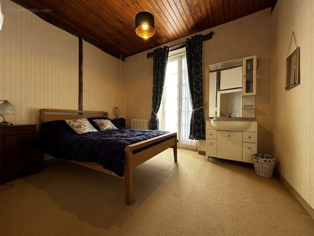Maison 137 m² à Lougratte  - photo 8