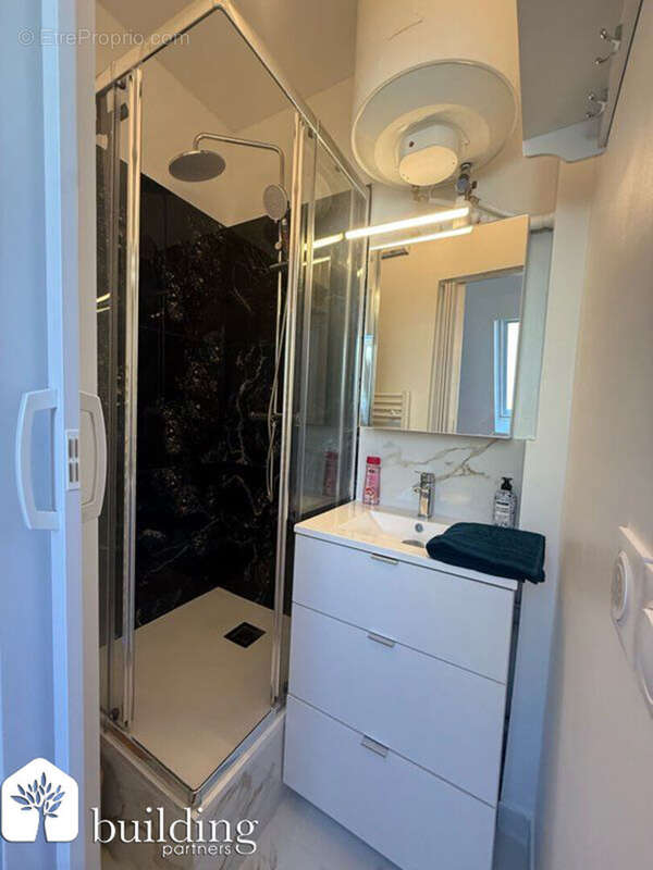 Appartement à PARIS-8E
