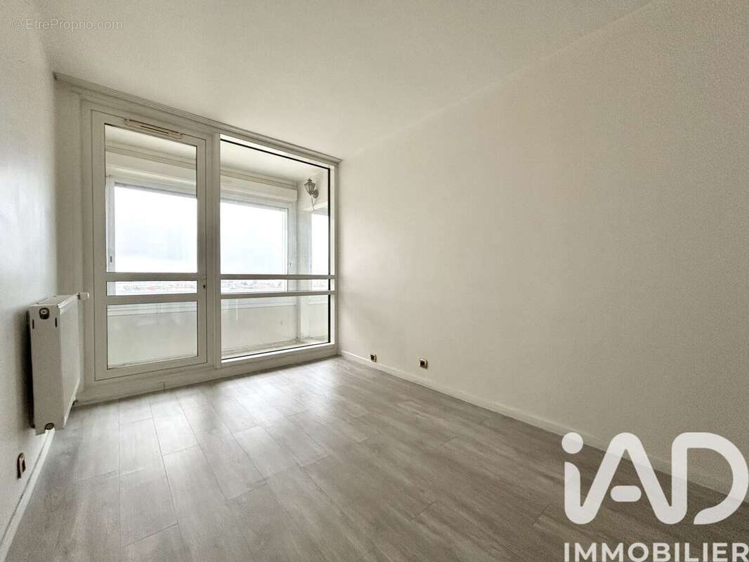 Photo 7 - Appartement à CORBEIL-ESSONNES