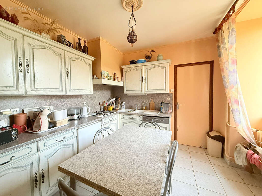 Maison à MEROBERT