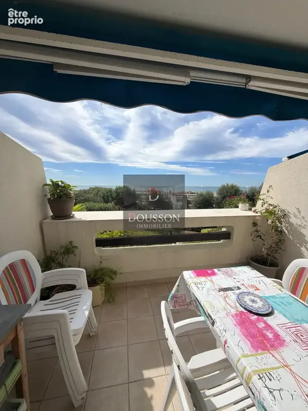 La grd motte - t 4 vue sur mer   avec parking box - photo 2