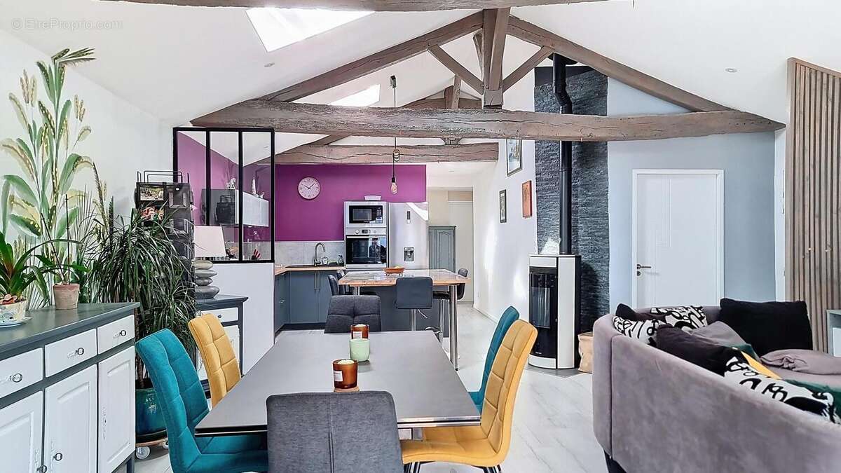 Maison 115 m² à Vaire  - photo 3
