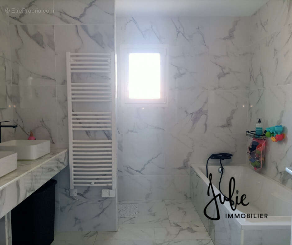 Maison à SAINT-PAUL-CAP-DE-JOUX