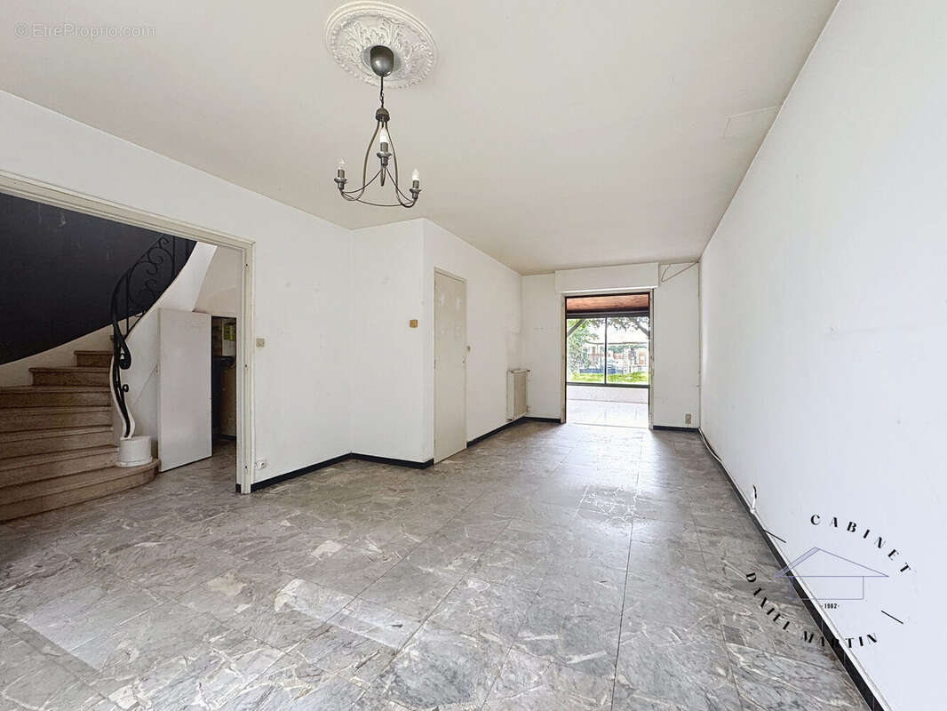 Maison 104 m² à Begles  - photo 4