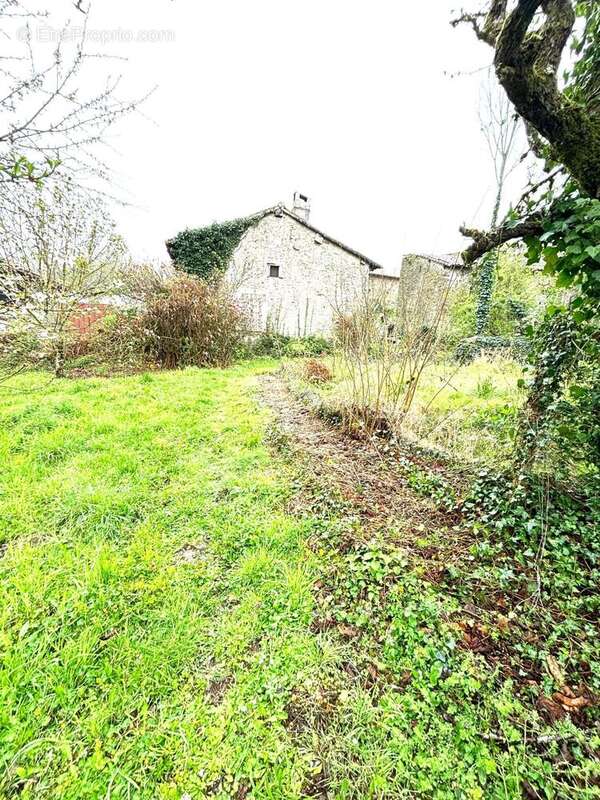 Photo 3 - Maison à NANTIAT