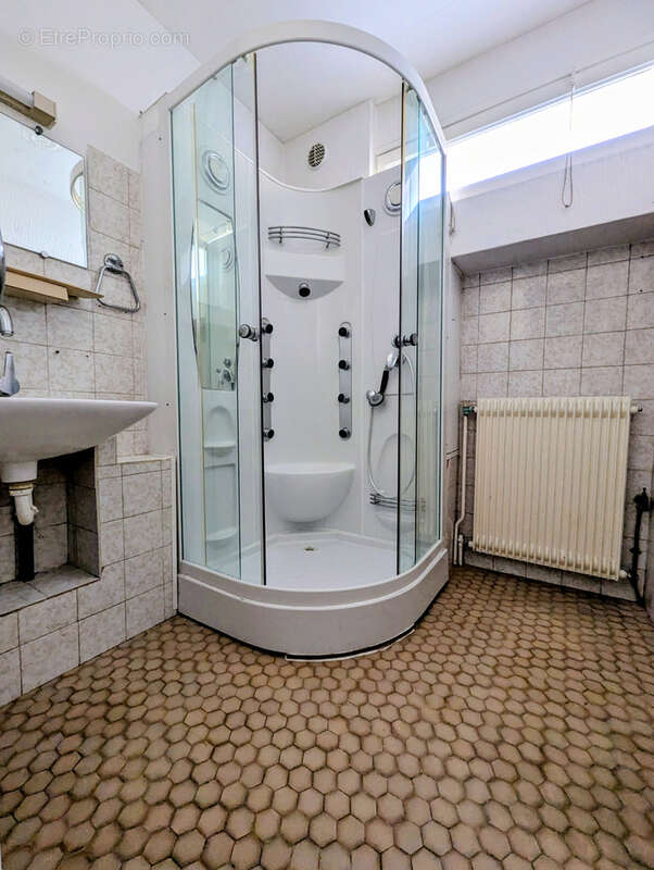 Appartement à LA TOUR-DU-PIN