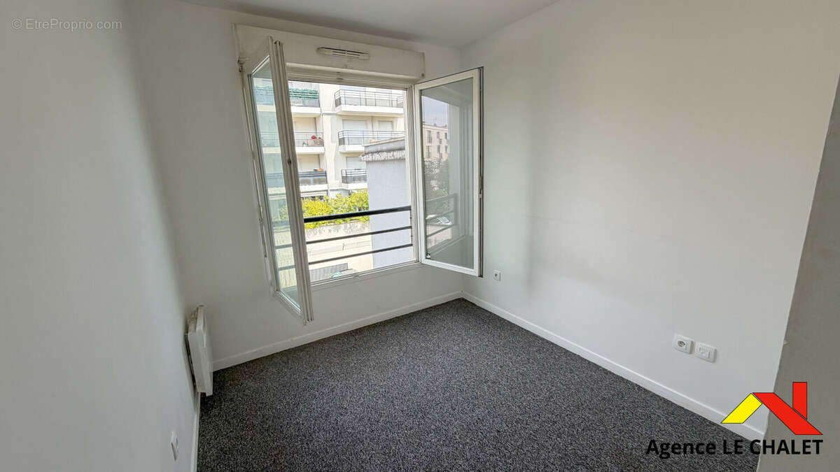 Appartement 3 pièces de 61,52 m² avec balcon vue parc et parking - Choisy-le-Roi - photo 8
