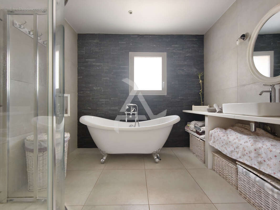 Maison à PORTO-VECCHIO