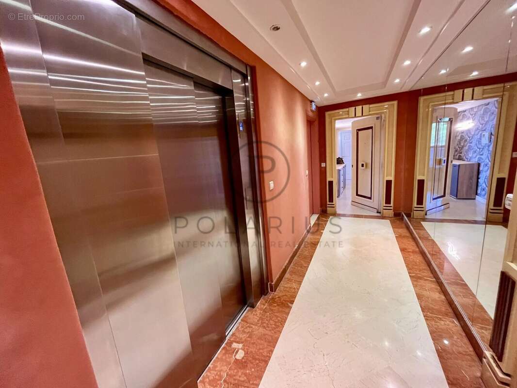 Appartement élégant en front de mer à Saint-Laurent-du-Var – Lumière, espace & vie Riviera - photo 22