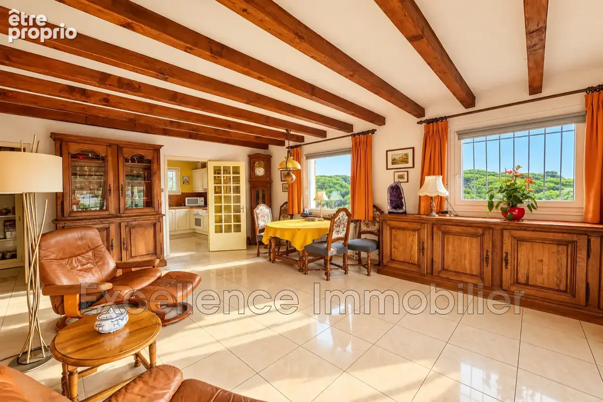 Maison 8 pièces 140 m² à vendre à Sainte-Maxime (83120) - photo 5