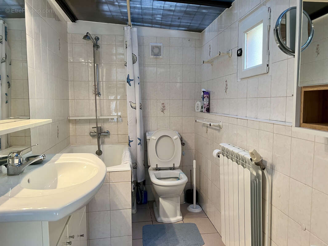 Maison à TOUR-DE-FAURE