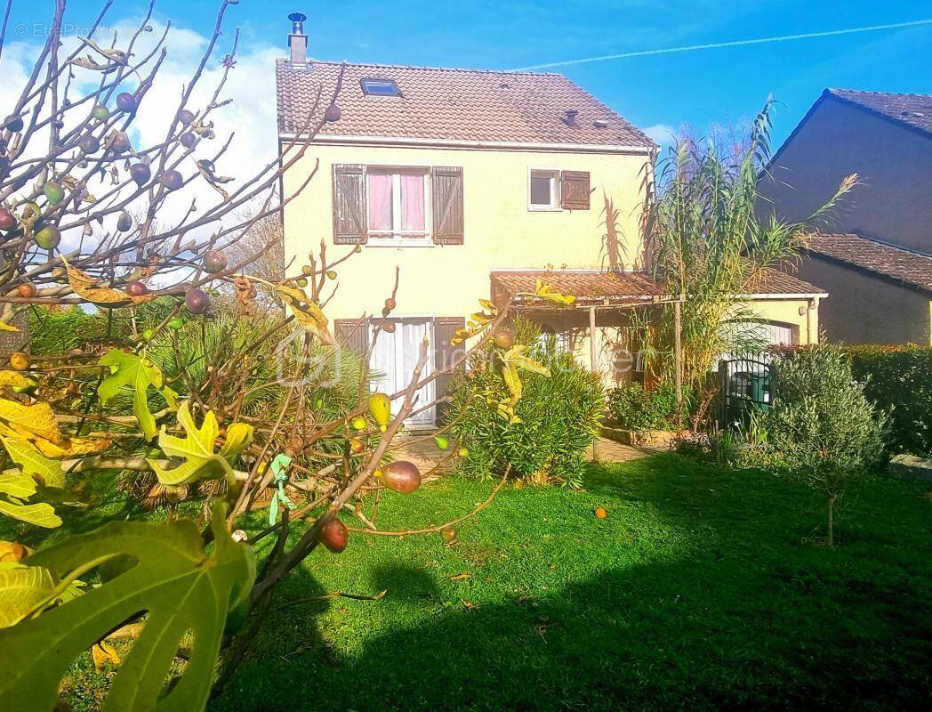 Maison à VAL-DE-REUIL