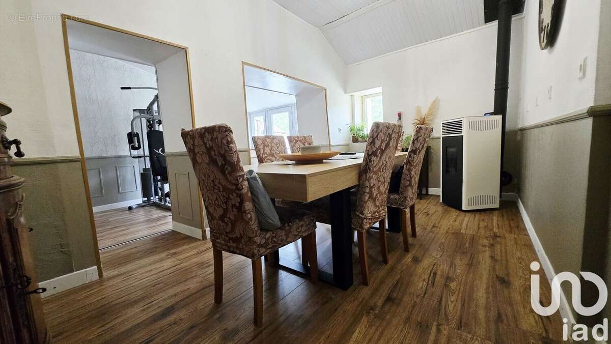 Photo 2 - Maison à REVIN