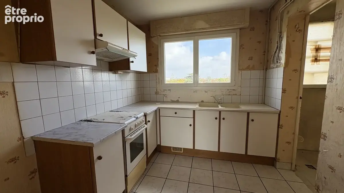 EXCLUSIVITE - NIORT Appartement T3 de 68m2 avec balcon et garage - photo 5
