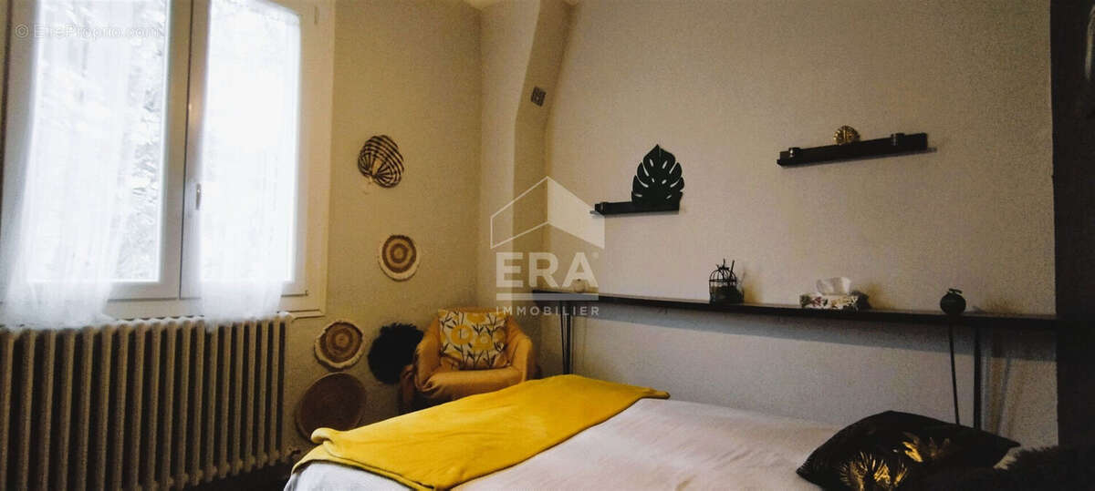 Maison à PORT-SAINTE-MARIE