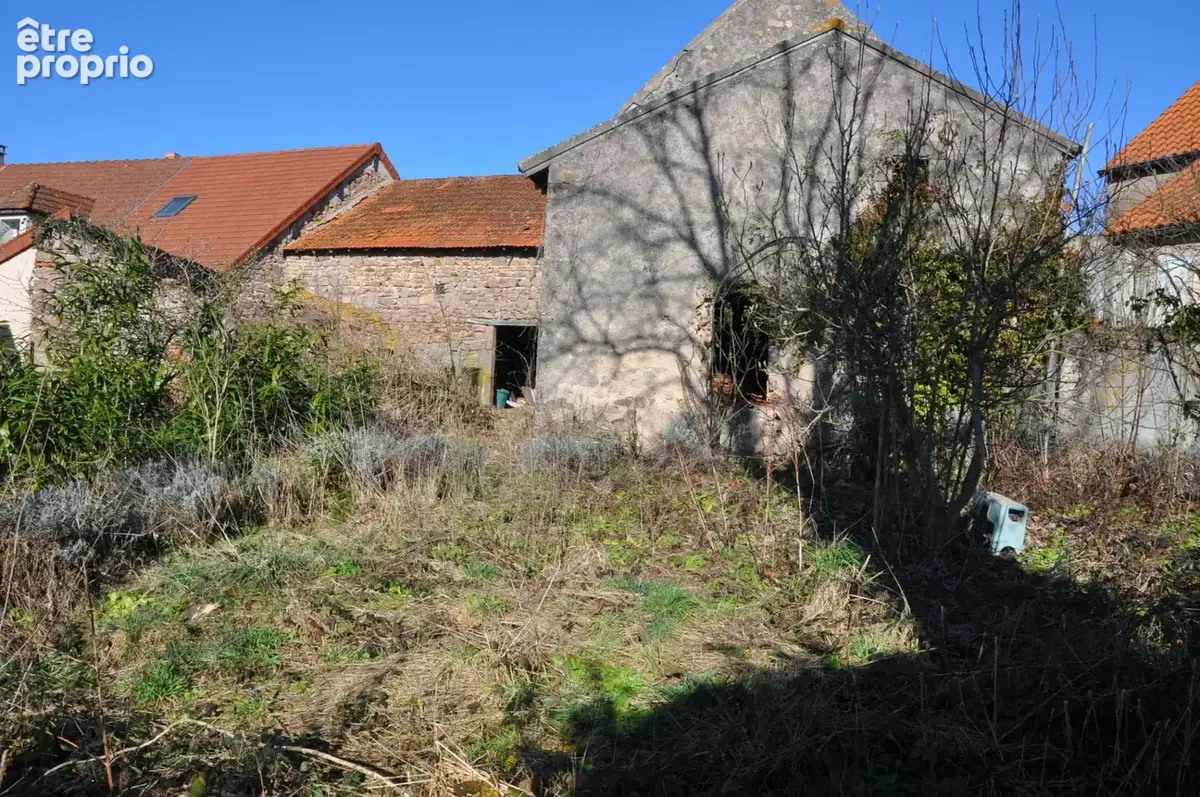 Belle maison en pierre, avec 4 chambres, grange, prévoir des travaux de rénovation - photo 14
