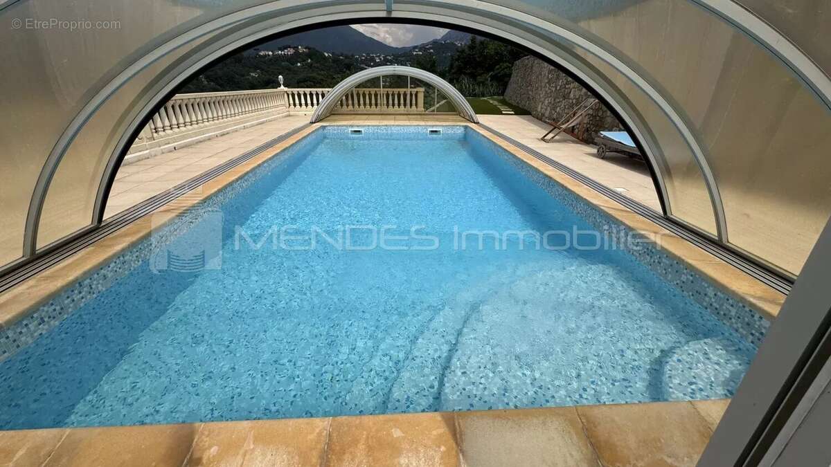 Vue spectaculaire villa avec piscine a menton - photo 19