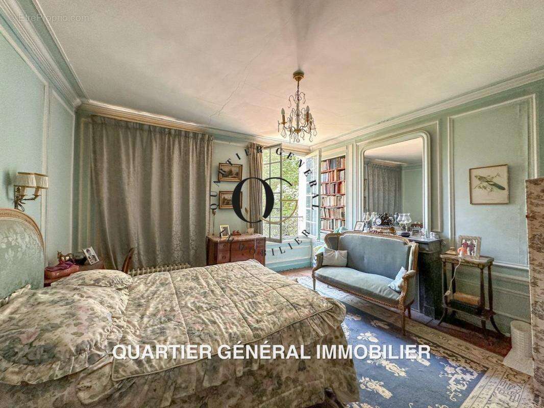 Maison à IVRY-LE-TEMPLE