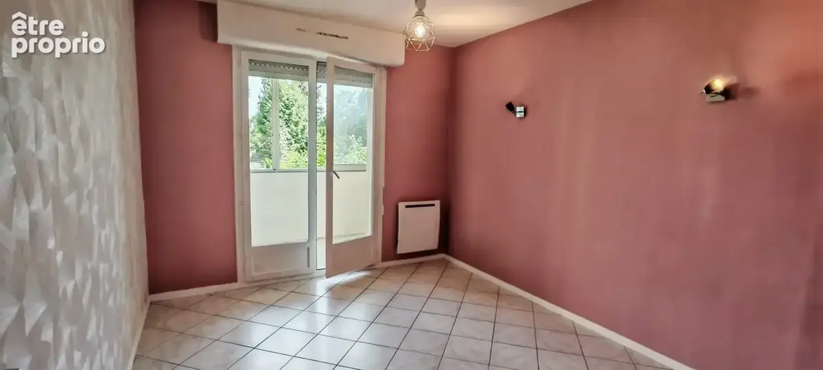 Appartement 52 m² à Epernay  - photo 8