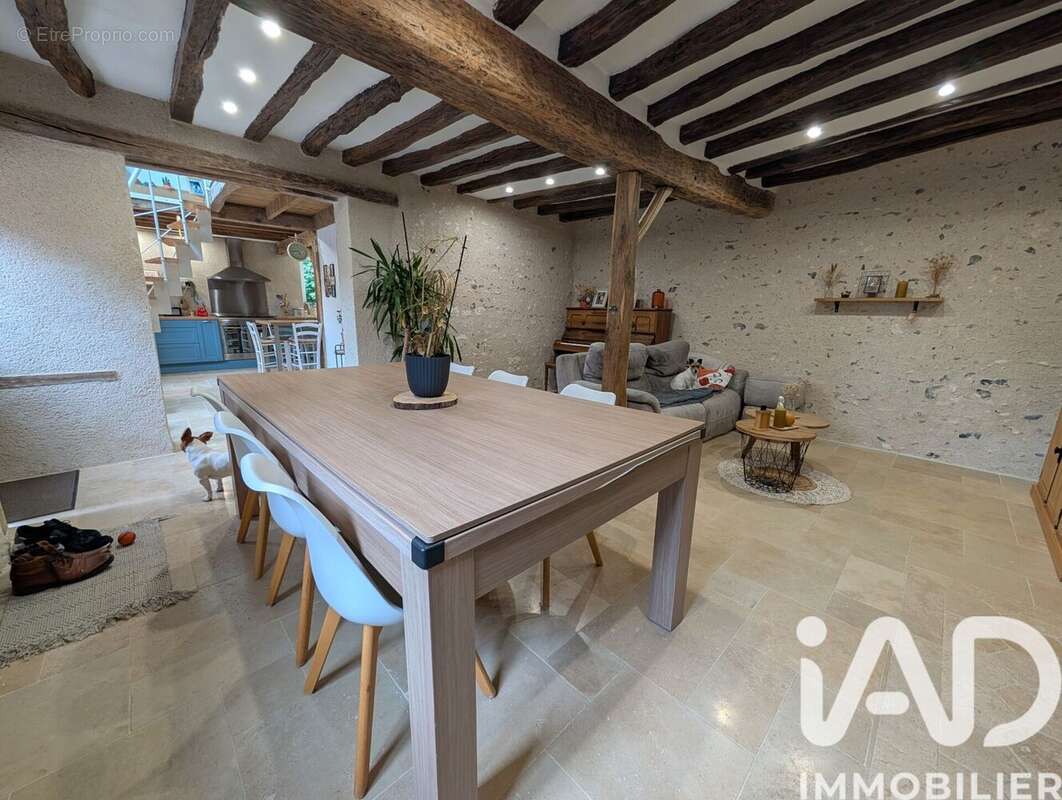 Maison 109 m² à Pezou  - photo 6