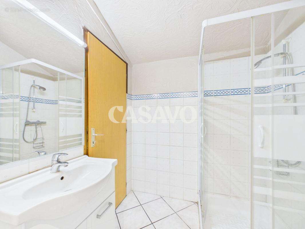 Appartement à LA VERPILLIERE