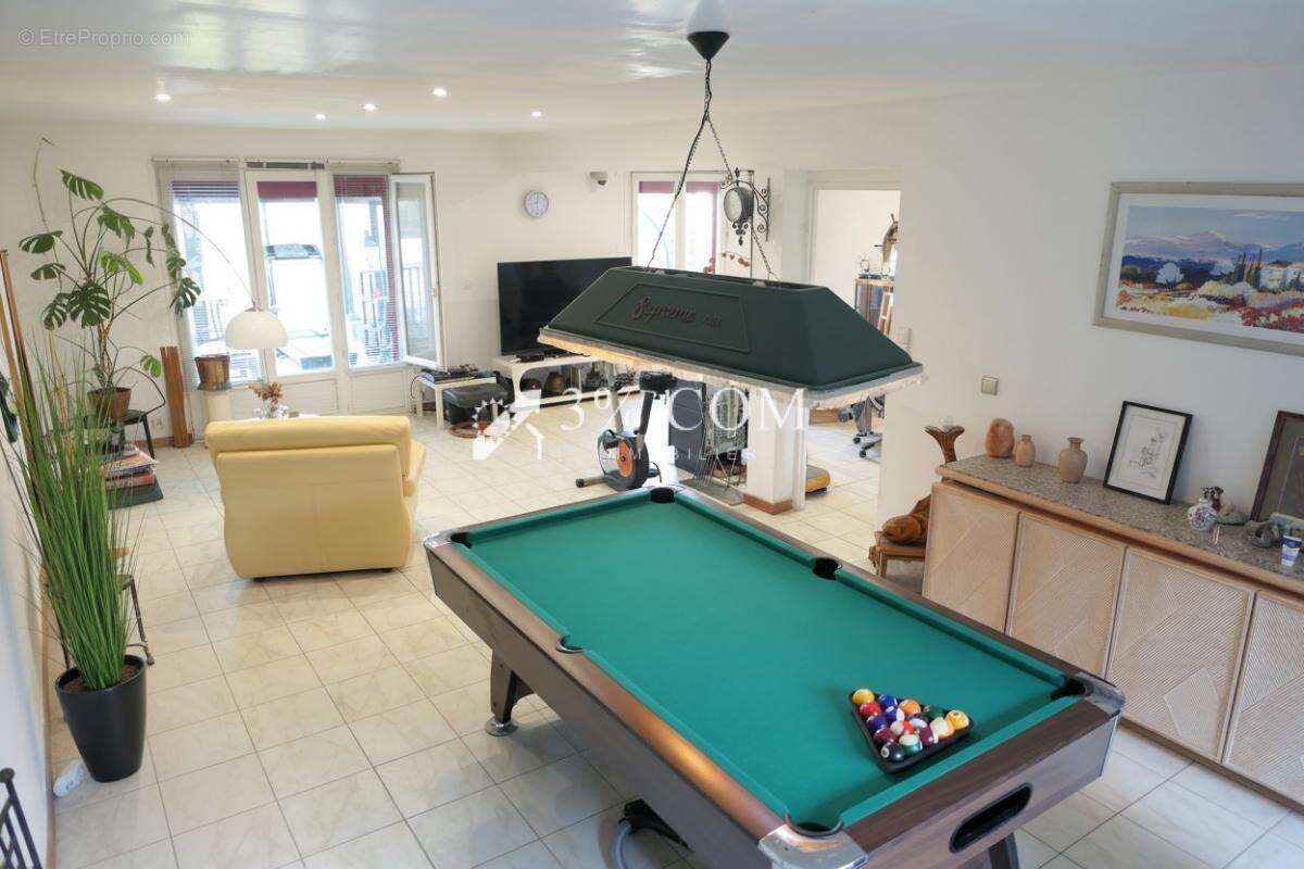 Maison à SAINT-MARTIN-EN-CAMPAGNE