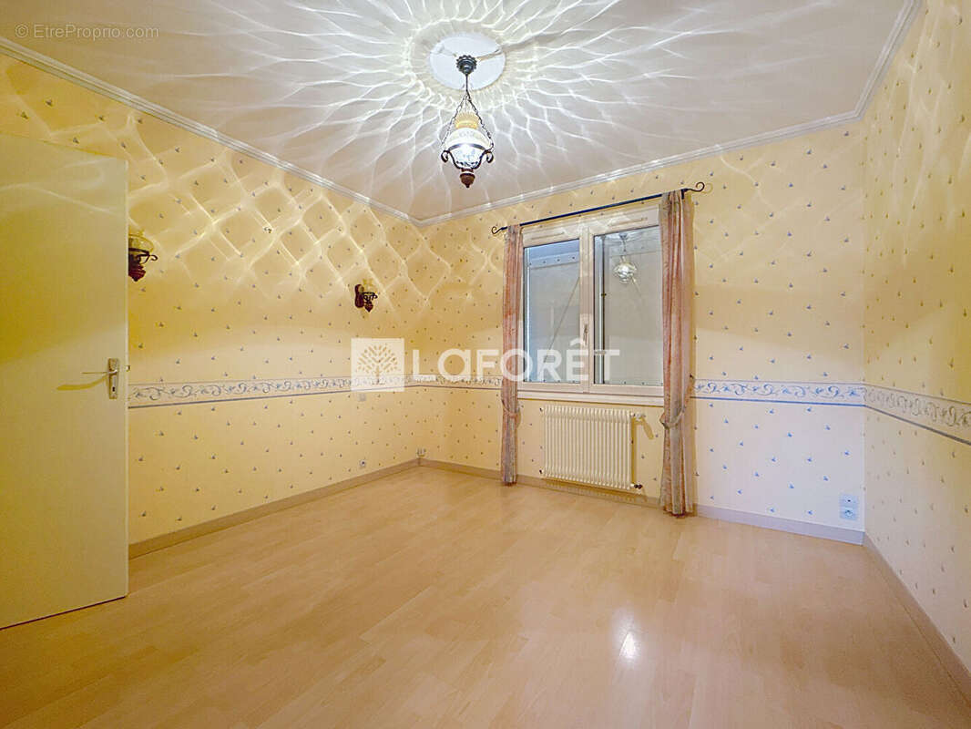 Maison à DOUE-LA-FONTAINE