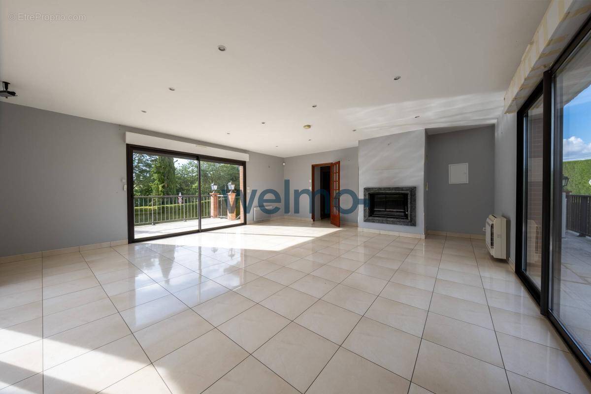 Maison à SAINT-LEON