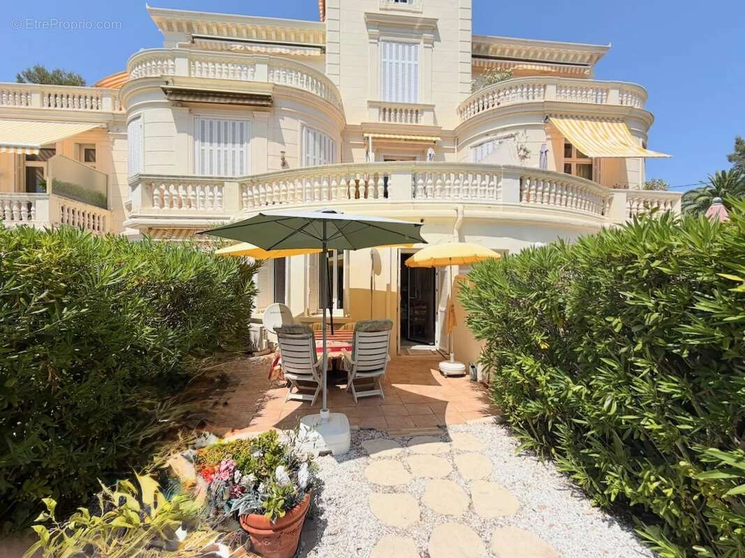 Appartement avec jardin privatif dans la prestigieuse Villa Palladio - photo 7