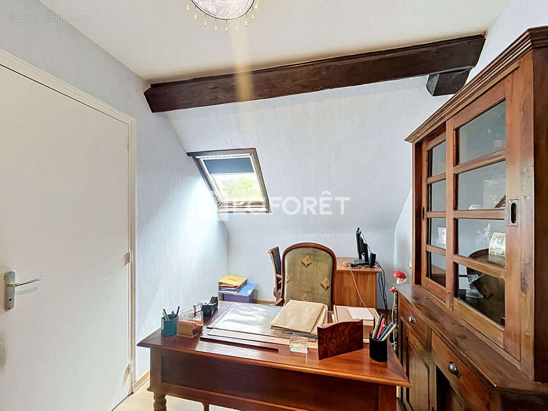 Maison Saint Georges Des Groseillers 6 pièce(s) 174 m2 - photo 9