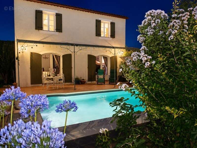 Maison à vendre 6 pièces 130 m2, dépendance, piscine, jardin  LAURIS (84) - photo 3