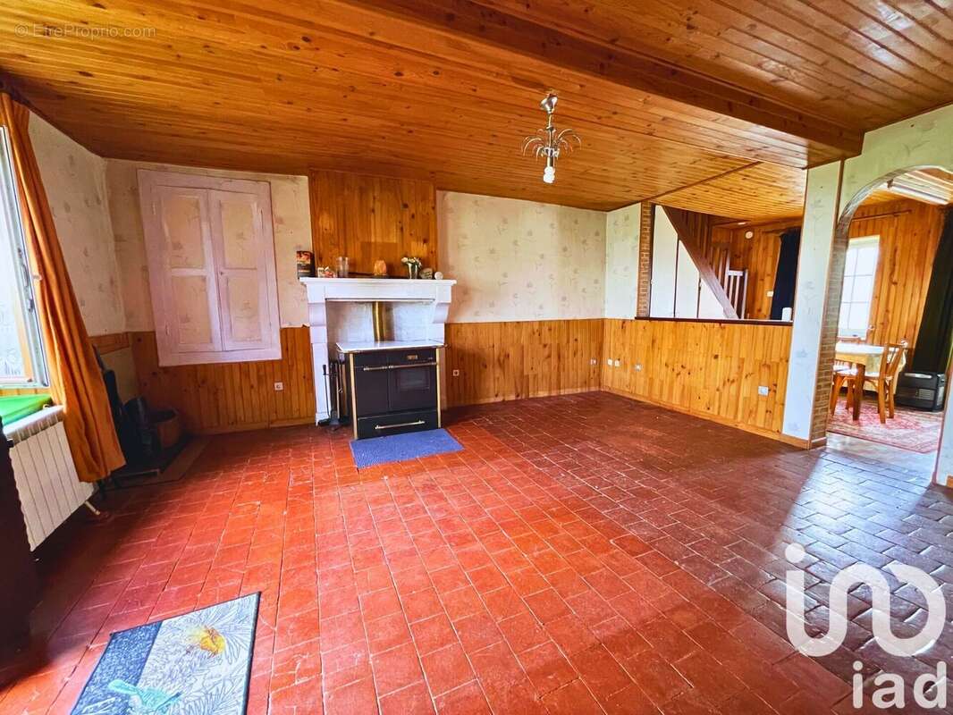 Photo 2 - Maison à ARBOURSE