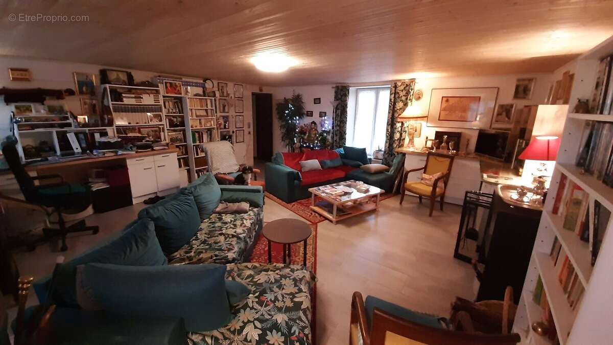 Maison 160 m² à La Rocque  - photo 4