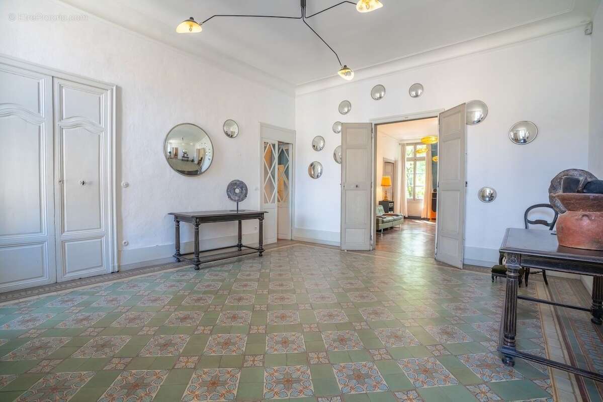 700 m² à Carcassonne  - photo 5