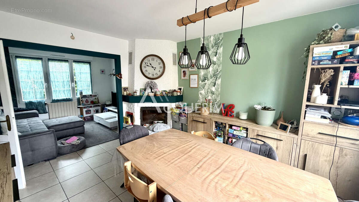 Maison 99 m² à Carvin  - photo 5