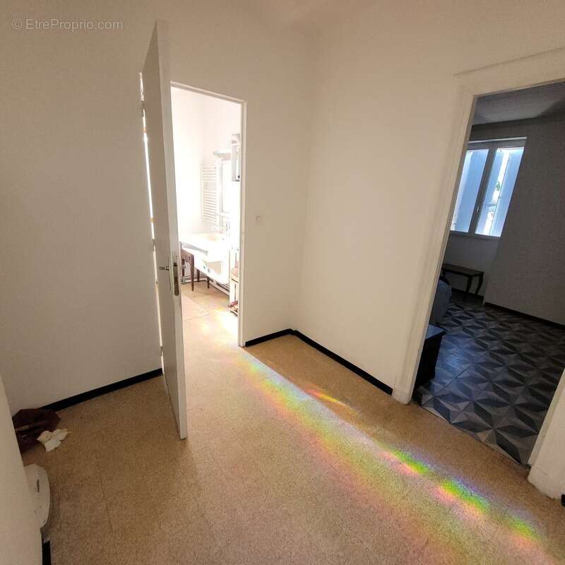 Maison à SAINT-MARTIN-DE-VALGALGUES