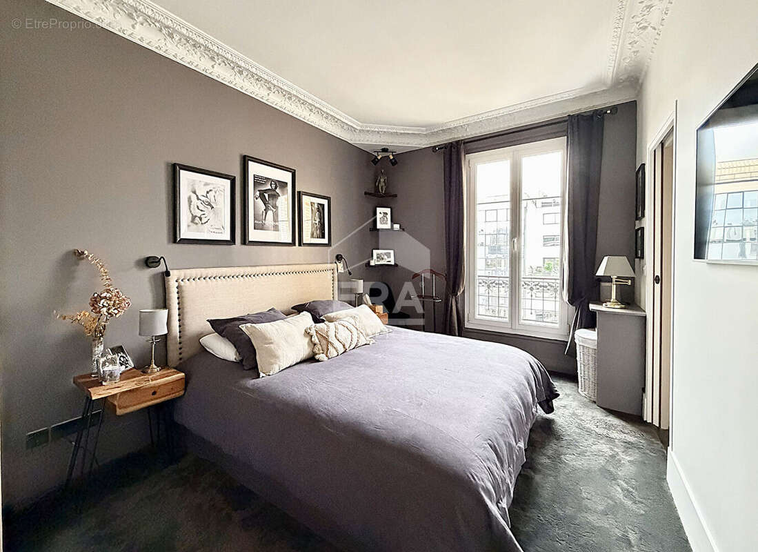 Appartement à LEVALLOIS-PERRET