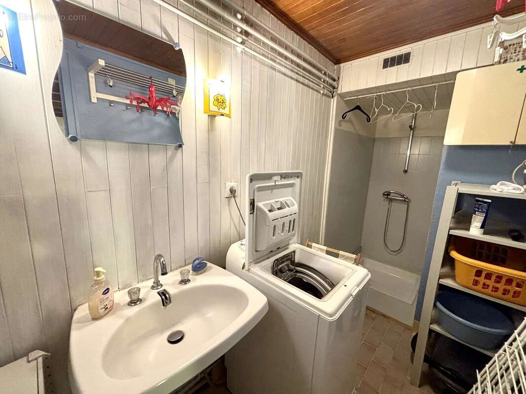 Exclusivité - ferme en pierres rénovée sur 2 100 m² de terrain - photo 25