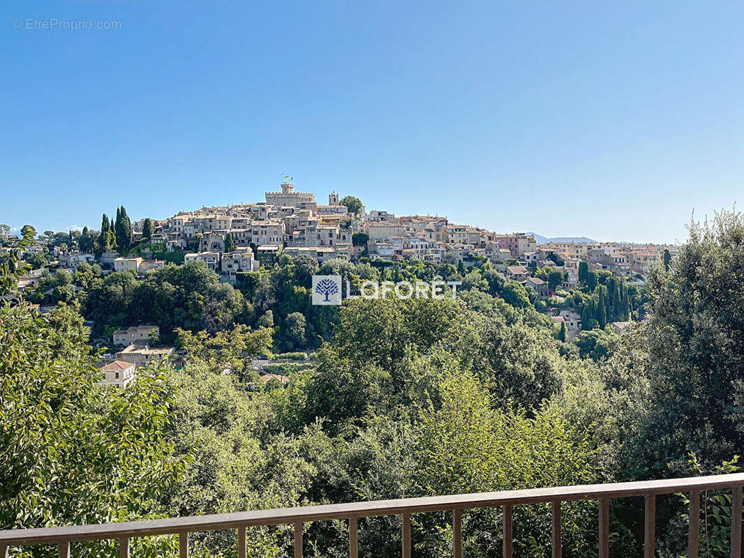 Maison à CAGNES-SUR-MER
