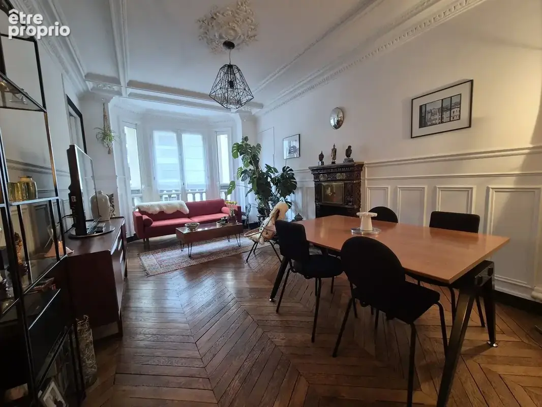 Appartement à PARIS-18E