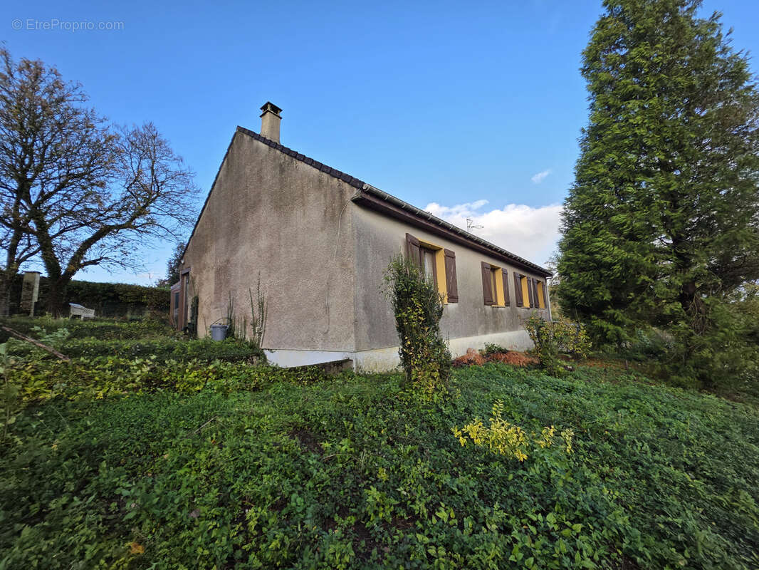 Maison à CAMBLAIN-CHATELAIN